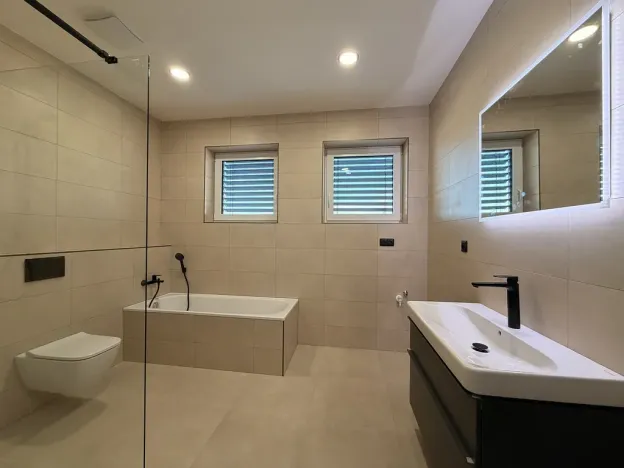 Prodej rodinného domu, Předměřice nad Jizerou, 130 m2