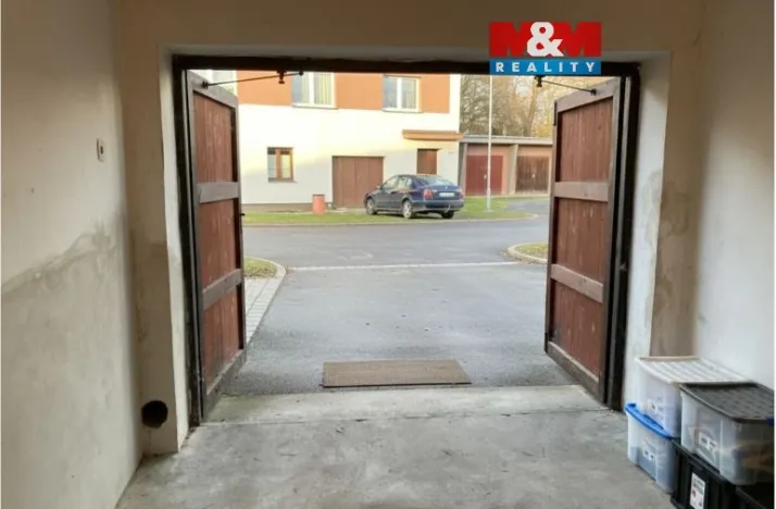 Pronájem garáže, Strakonice, Bavorova, 20 m2
