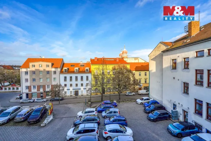 Pronájem bytu 1+1, Plzeň - Jižní Předměstí, Husova, 35 m2