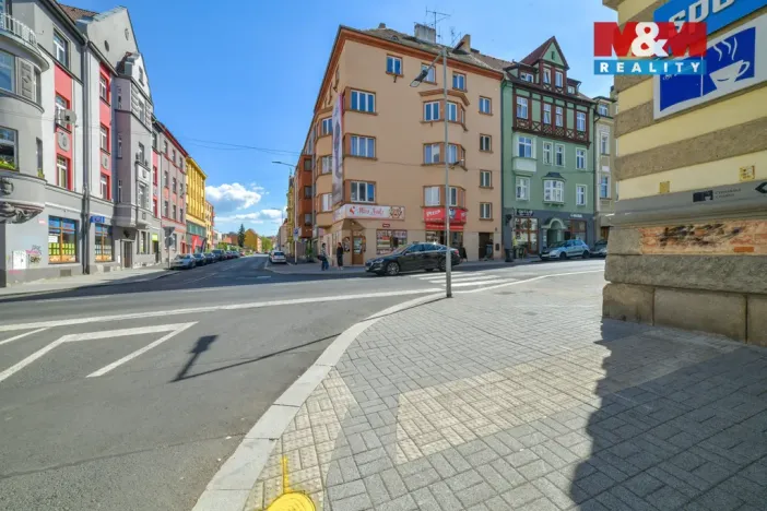 Prodej bytu 4+1, Cheb, Májová, 121 m2