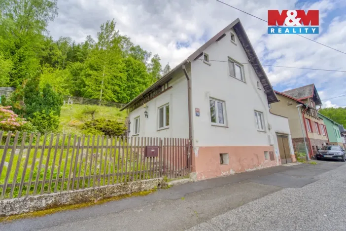 Prodej rodinného domu, Kraslice, B. Němcové, 141 m2