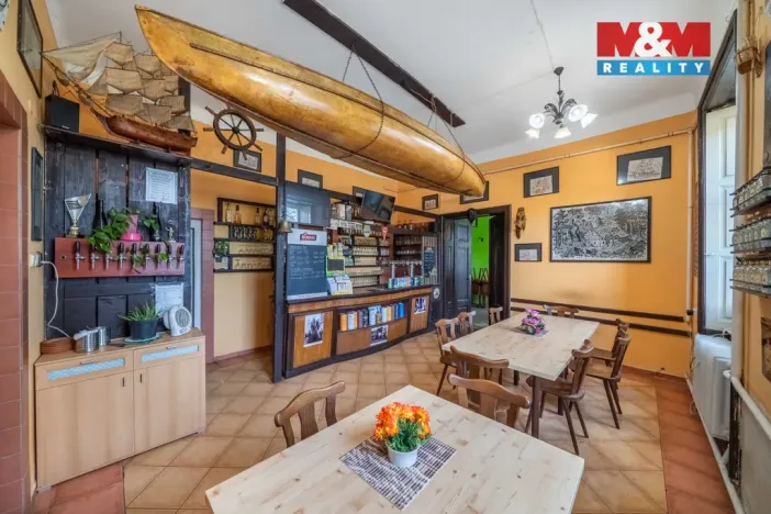 Prodej restaurace, Zvíkovec, 275 m2