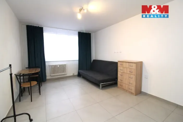 Pronájem bytu 1+kk, Praha, Rýmařovská, 26 m2