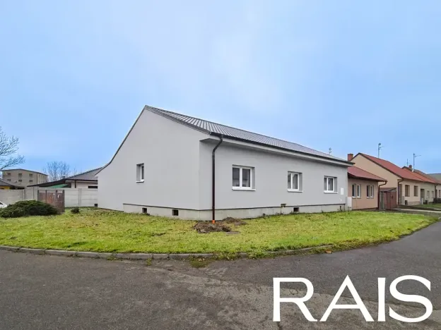 Prodej vícegeneračního domu, Mikulčice, 170 m2