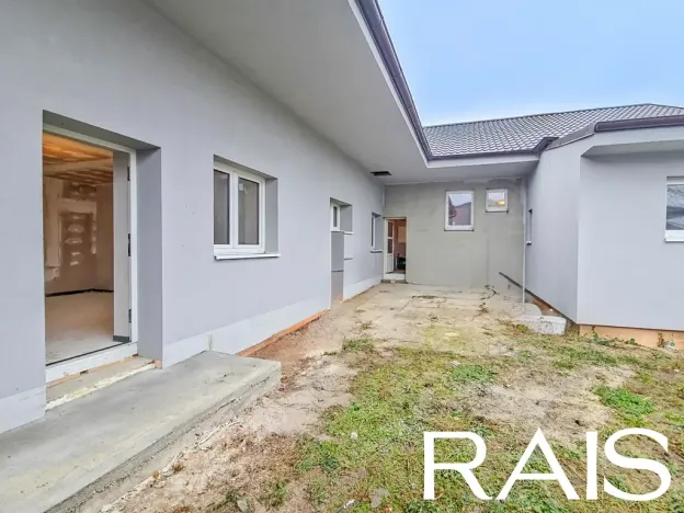 Prodej vícegeneračního domu, Mikulčice, 170 m2