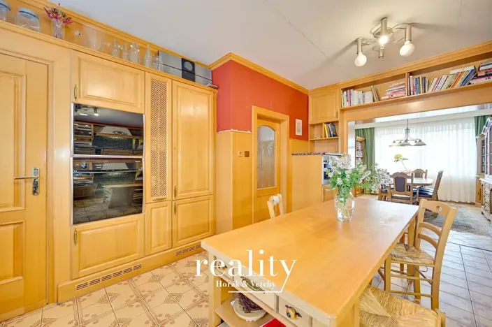 Prodej rodinného domu, Hodonice, 480 m2