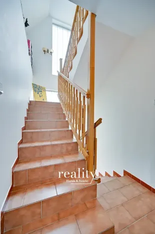 Prodej rodinného domu, Hodonice, 480 m2