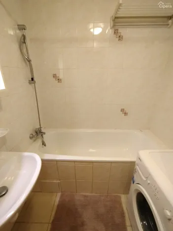 Pronájem bytu 3+1, Praha - Záběhlice, Vrútecká, 63 m2