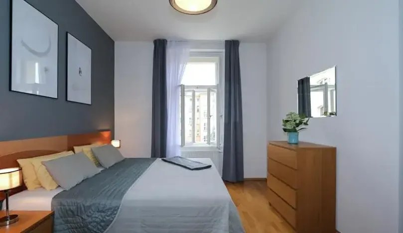 Pronájem bytu 3+kk, Praha - Vinohrady, Sázavská, 80 m2