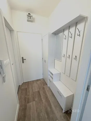 Pronájem bytu 1+1, Písek, nábřeží 1. máje, 36 m2