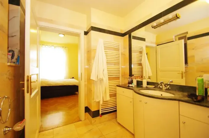 Pronájem bytu 3+1, Praha - Vinohrady, Polská, 100 m2