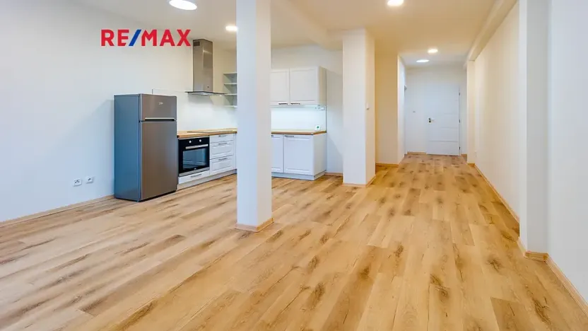 Prodej bytu 2+1, Česká Lípa, Škroupovo náměstí, 75 m2