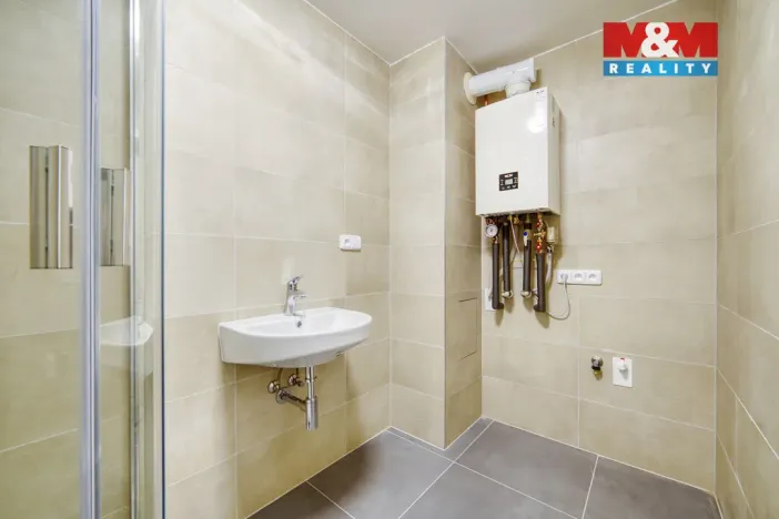 Pronájem bytu 1+kk, Nýřany, Benešova třída, 34 m2