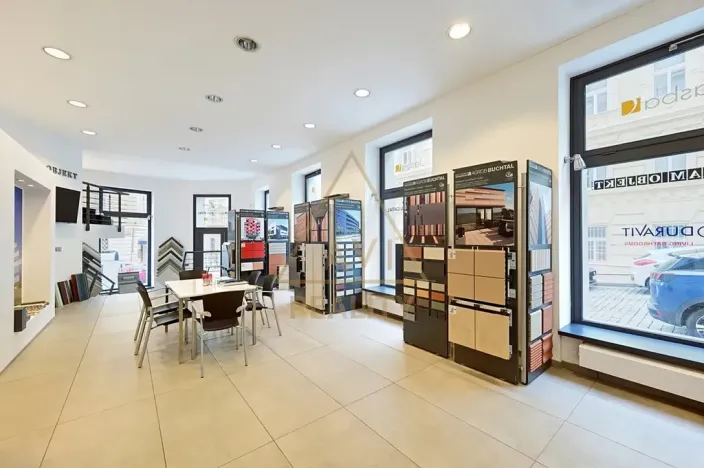 Pronájem obchodního prostoru, Praha - Vršovice, Černomořská, 364 m2