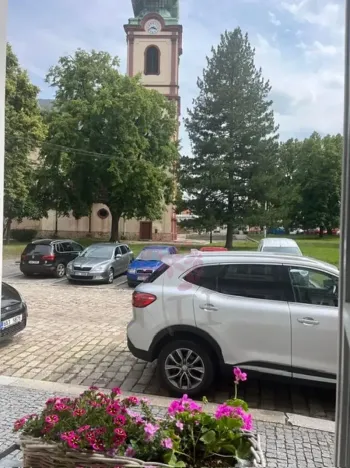 Pronájem obchodního prostoru, Kostelec nad Černými lesy, náměstí Smiřických, 70 m2