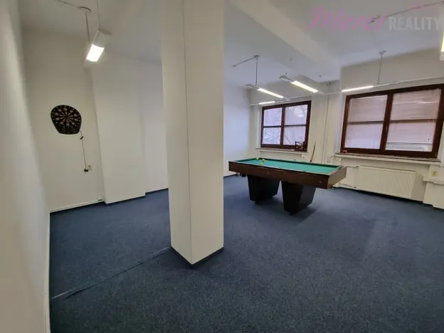Pronájem kanceláře, Uherské Hradiště, Tř. Maršála Malinovského, 23 m2