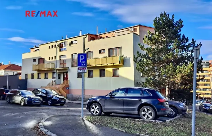 Pronájem bytu 2+kk, Praha - Vysočany, U Kloubových domů, 69 m2