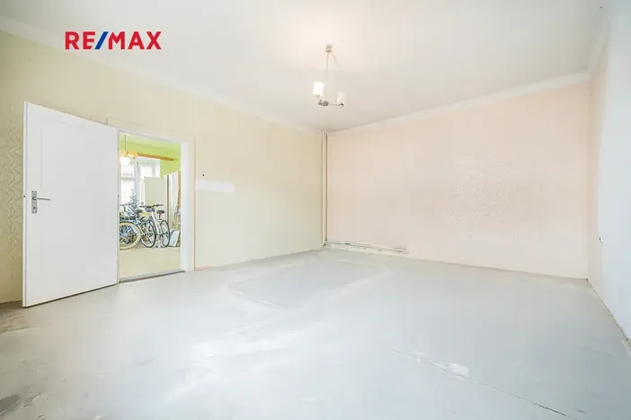 Prodej rodinného domu, Praha - Dolní Počernice, Listopadová, 302 m2