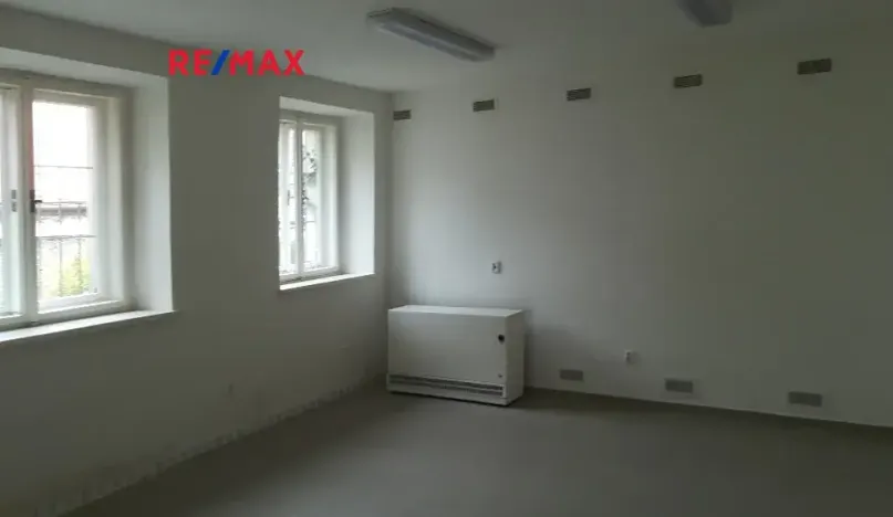 Pronájem obchodního prostoru, Polička, Tylova, 129 m2