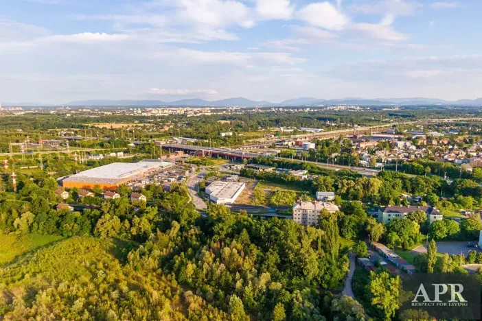 Prodej obchodního prostoru, Ostrava, 19777 m2