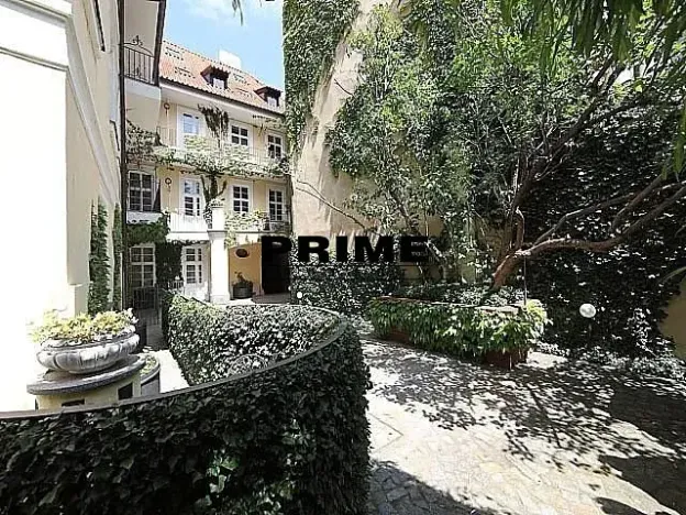 Pronájem bytu 4+1, Praha - Malá Strana, Vlašská, 178 m2