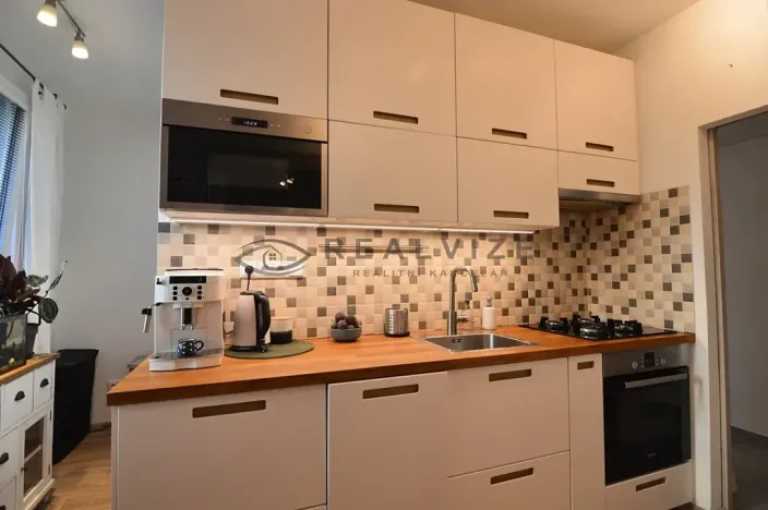 Pronájem bytu 3+1, České Budějovice, J. Plachty, 67 m2