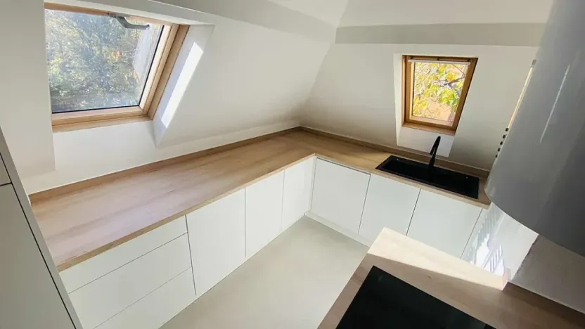 Pronájem bytu 3+1, Brno, Libušino údolí, 160 m2