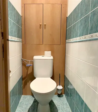 Pronájem bytu 1+1, Praha - Kobylisy, Košťálkova, 35 m2