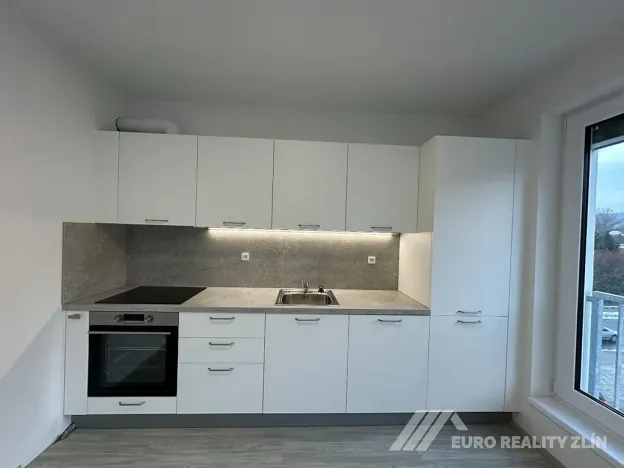 Pronájem bytu 1+kk, Otrokovice, Moravní, 31 m2