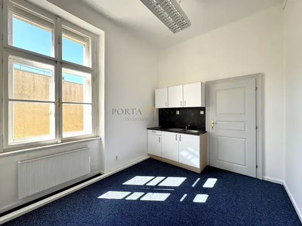 Pronájem kanceláře, Praha - Nové Město, Žitná, 243 m2