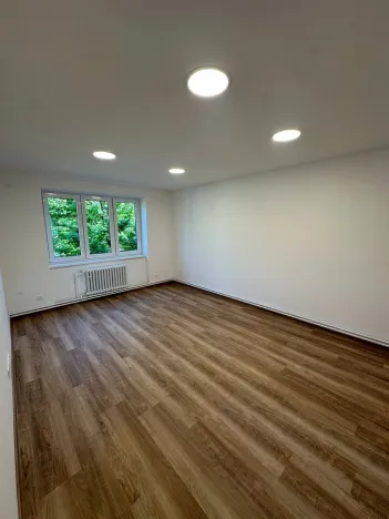 Pronájem bytu 2+1, Uherské Hradiště, Tř. Maršála Malinovského, 64 m2