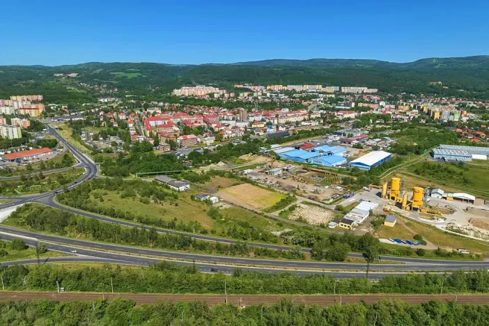 Prodej komerčního pozemku, Jirkov, Studentská, 10103 m2