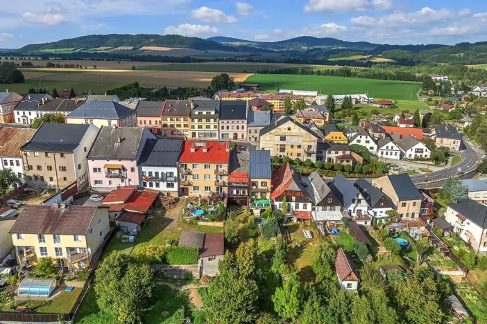 Prodej rodinného domu, Štíty, nám. Míru, 170 m2