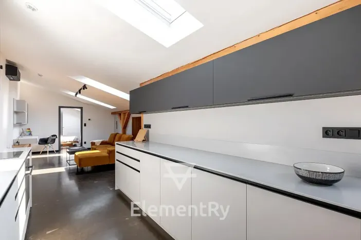 Pronájem bytu 2+kk, Hradec Králové, V Domkách, 102 m2