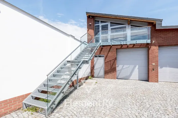 Pronájem bytu 2+kk, Hradec Králové, V Domkách, 102 m2