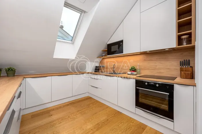 Prodej bytu 2+kk, Praha - Michle, Michelská, 99 m2