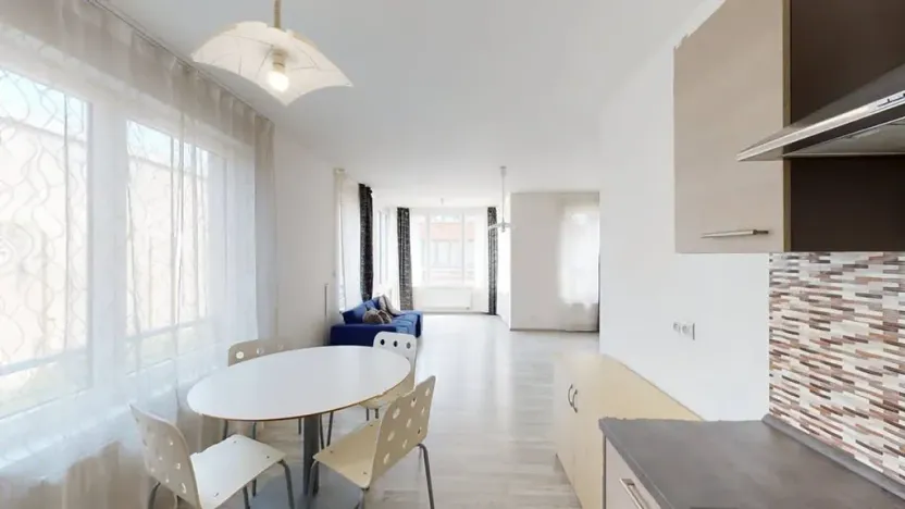 Pronájem bytu 2+kk, Praha - Holešovice, Na Maninách, 65 m2