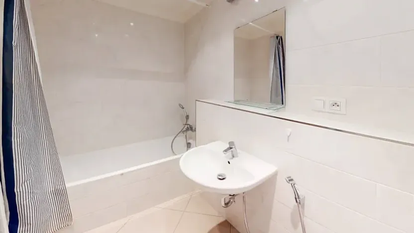 Pronájem bytu 2+kk, Praha - Holešovice, Na Maninách, 65 m2