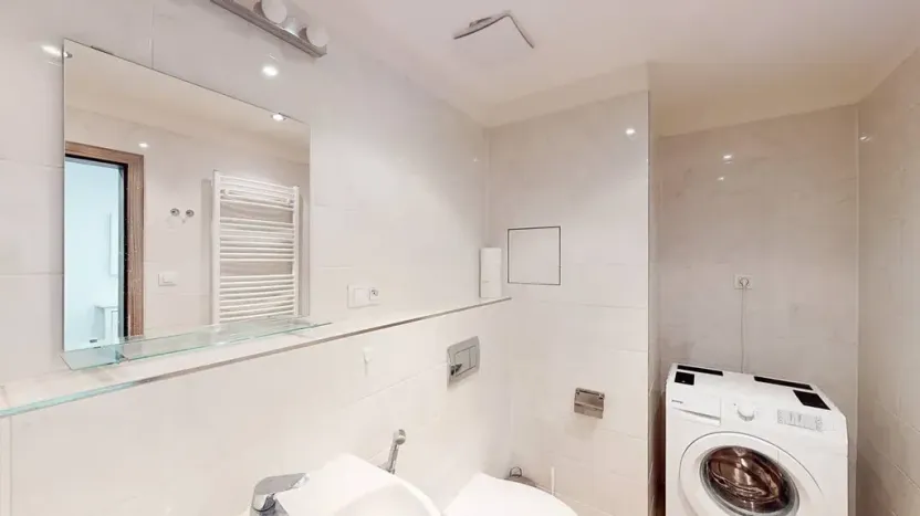 Pronájem bytu 2+kk, Praha - Holešovice, Na Maninách, 65 m2