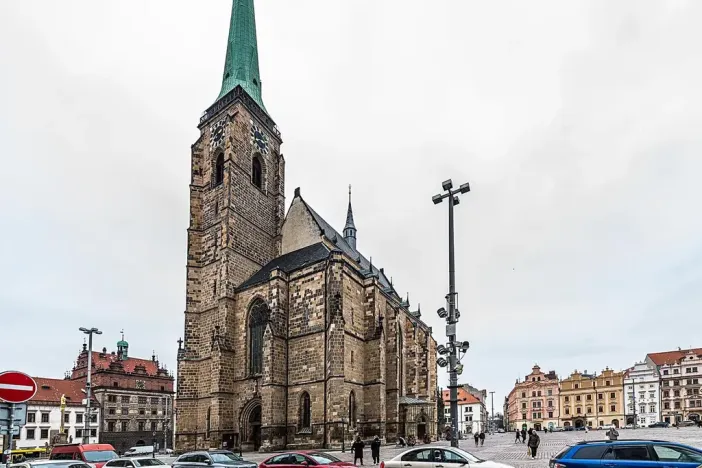 Pronájem pokoje, Plzeň, Riegrova, 190 m2