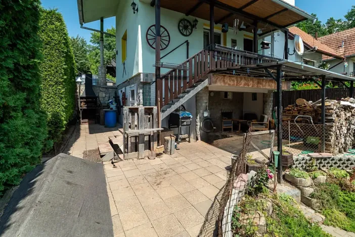 Prodej chaty, Hradčany, 61 m2