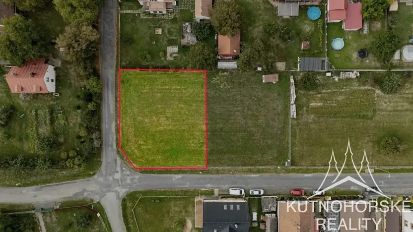 Prodej pozemku pro bydlení, Okřesaneč, 866 m2