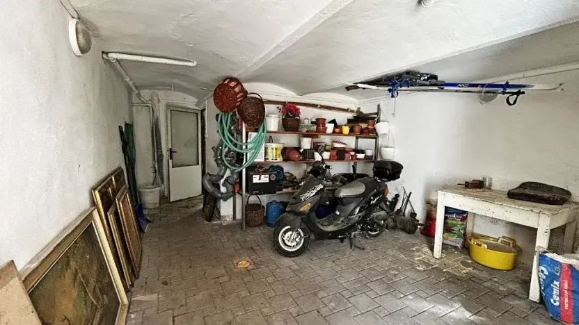 Prodej ubytování, Dešov, 2827 m2