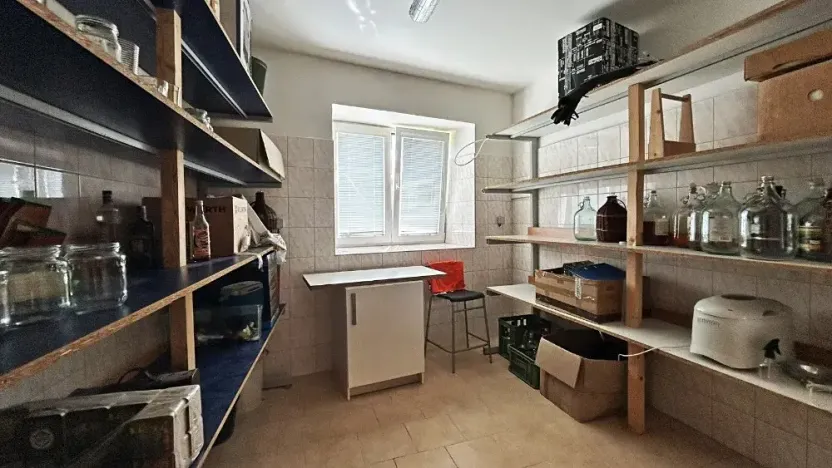 Prodej rodinného domu, Dešov, 1224 m2