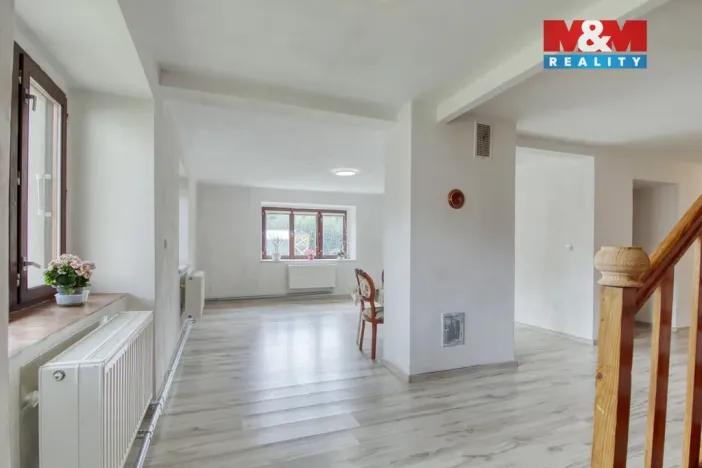 Prodej rodinného domu, Lnáře, 205 m2