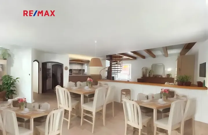 Prodej rodinného domu, Volary, K. V. Raise, 392 m2