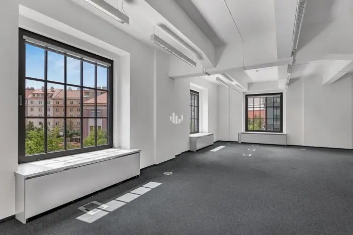 Pronájem kanceláře, Praha - Holešovice, Jankovcova, 226 m2