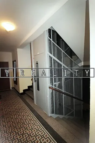 Pronájem bytu 1+kk, Praha, Benediktská, 22 m2