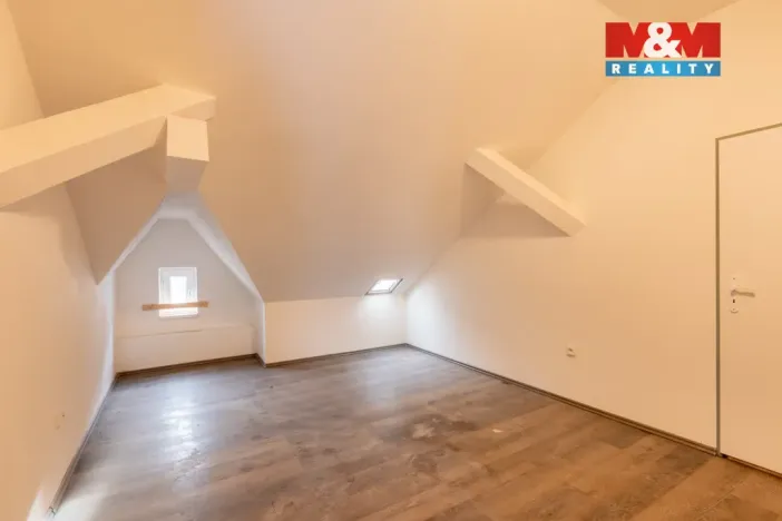 Prodej rodinného domu, Louny, Pražská, 173 m2