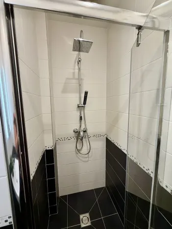 Pronájem bytu 2+1, Hradec Králové - Pražské Předměstí, U Koruny, 65 m2